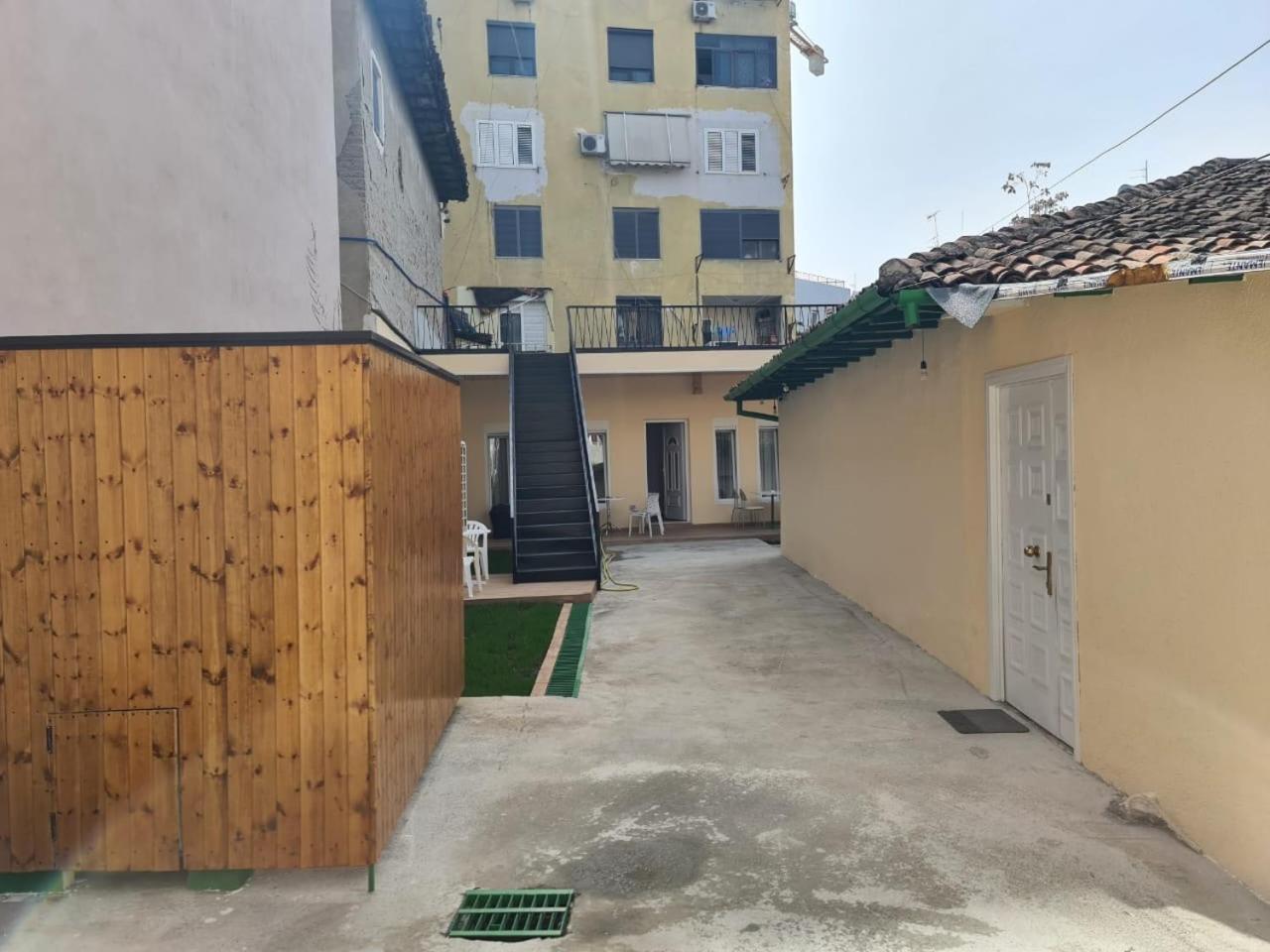 Tirana Center Apartaments Eksteriør bilde